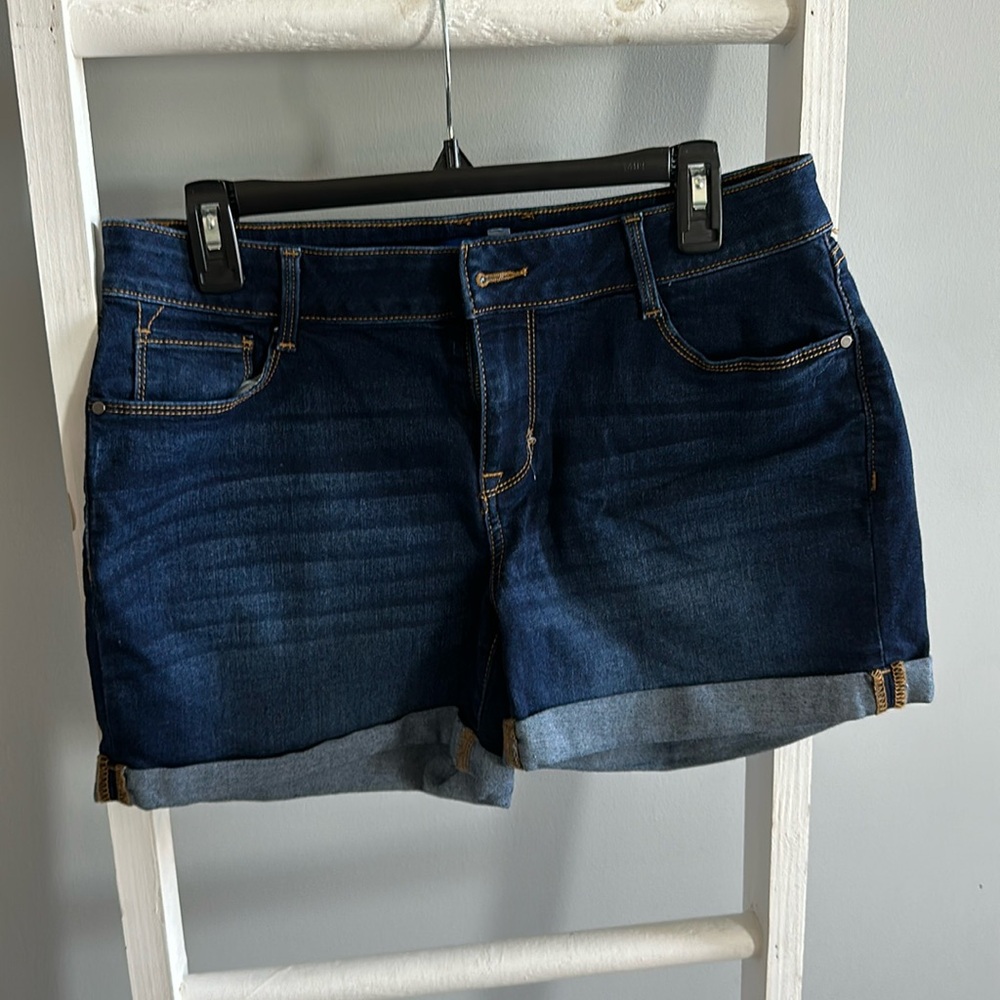 Apt 9 stretch denim jean short